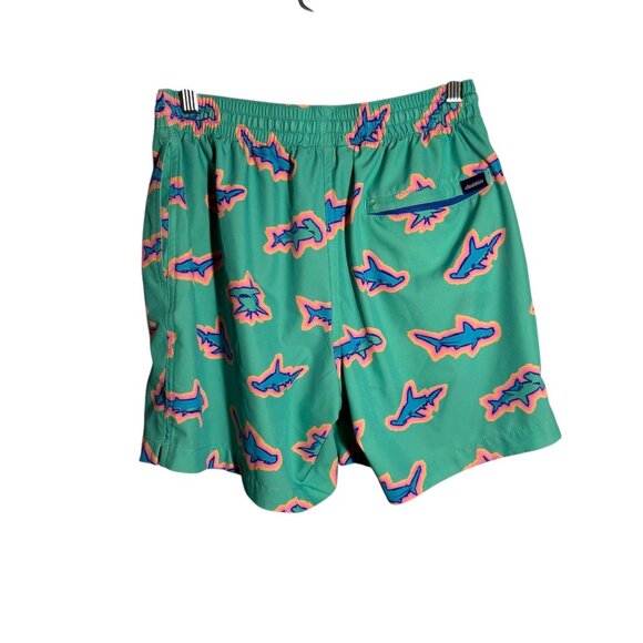 Chubbies Mens Medium Swim Trunks Shark Print Green Adjustable Drawstring 5.5" In - Picture 3 of 5